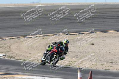 media/Oct-30-2025-Racers Edge (Thu) [[dabbdaf680]]/3-B Group/Session 2 (Bowl Exit)/